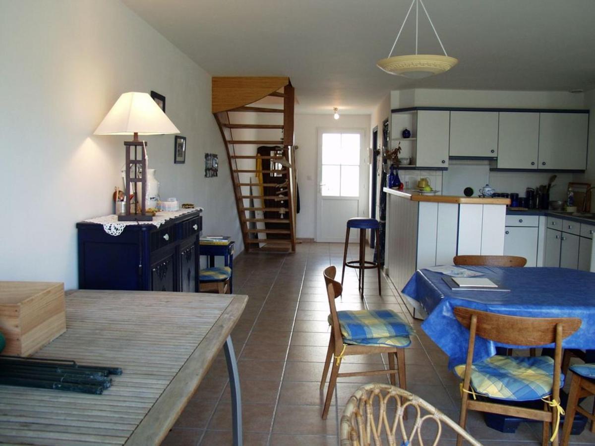 Maison Mitoyenne 3 Ch. Avec Jardin, Terrasse Et Poele A Bois, Proche Du Port De Sauzon, Animaux Ok - Fr-1-418-160 Экстерьер фото